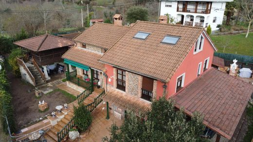 Einfamilienhaus in Alles, Provinz Asturien