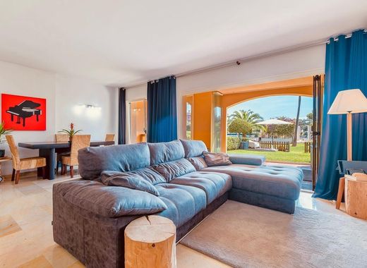 Apartment / Etagenwohnung in Calvià, Balearen Inseln