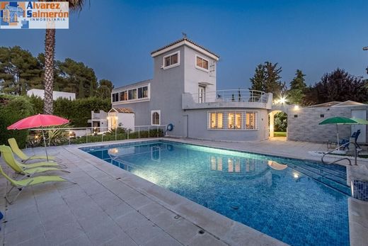 ‏בית חד-משפחתי ב  Albolote, Provincia de Granada