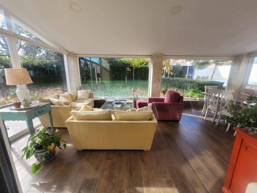 단독 저택 / Galindo y Perahuy, Provincia de Salamanca