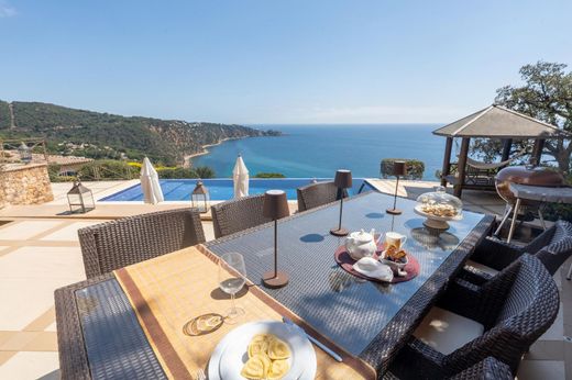 Villa in Sant Feliu de Guíxols, Province of Girona