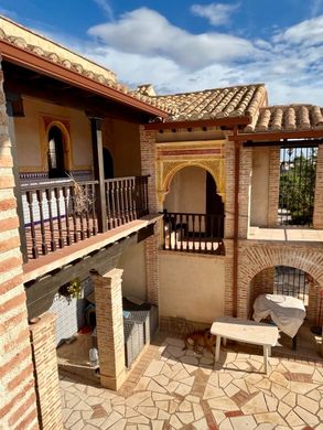 Vrijstaand huis in Crevillent, Provincia de Alicante