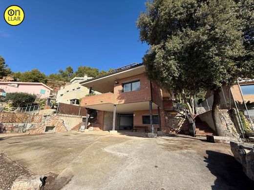 Luxus-Haus in L'Ametlla del Vallès, Provinz Barcelona