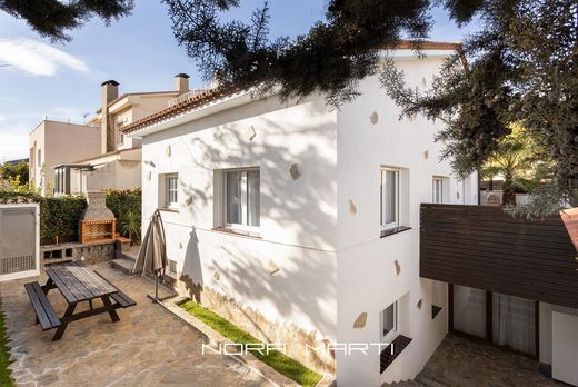 Luxus-Haus in Sant Just Desvern, Provinz Barcelona