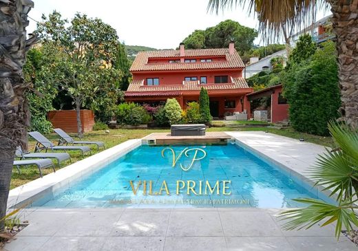 Villa in Cabrils, Province of Barcelona
