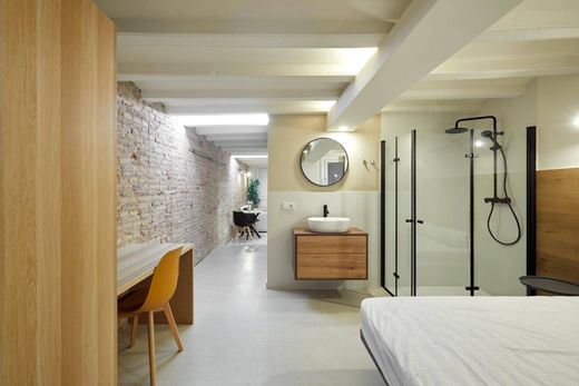 ‏בניין ב  ברצלונה, Província de Barcelona