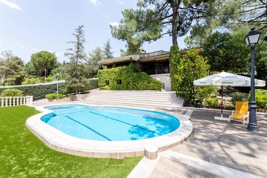 Detached House in Robledo de Chavela, Province of Madrid