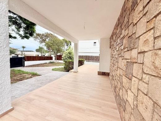 Частный Дом, Rocafort, Província de València