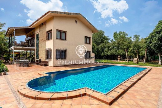 Luxus-Haus in Riudoms, Provinz Tarragona