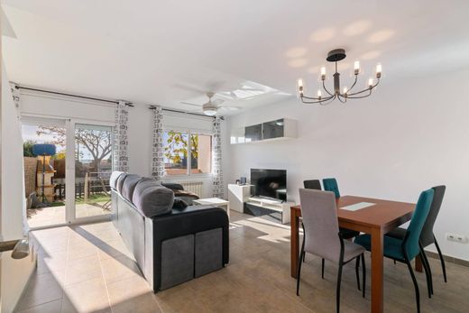 Chalet Pareado en Vilanova i la Geltrú, Provincia de Barcelona