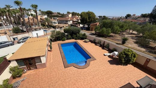 Villa in Torrevieja, Alicante