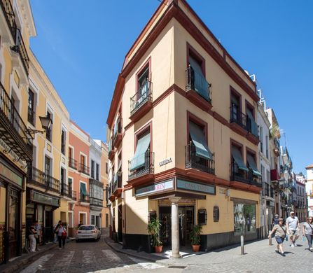 Residential complexes in Seville, Province of Seville