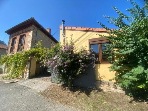 Luxury home in Alfoz de Lloredo, Province of Cantabria