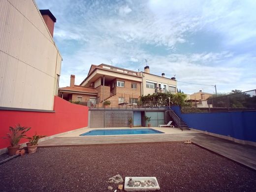 Semidetached House in Les Franqueses del Vallès, Province of Barcelona