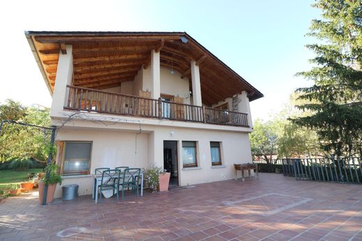 Detached House in Castellbó, Province of Lleida