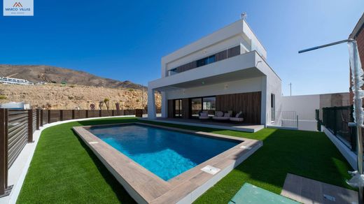 Villa in Finestrat, Alicante