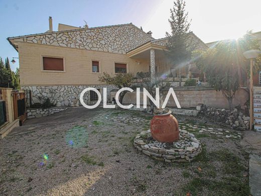 Detached House in Alcoy, Alicante