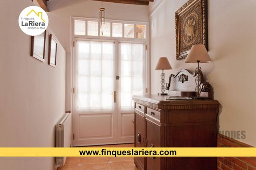 Luxus-Haus in Arenys de Mar, Provinz Barcelona