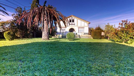 Detached House in Pedreña, Province of Cantabria