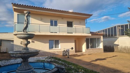 Luxus-Haus in Fornells de la Selva, Provinz Girona