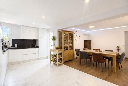 Apartment / Etagenwohnung in Nova Santa Ponsa, Balearen Inseln