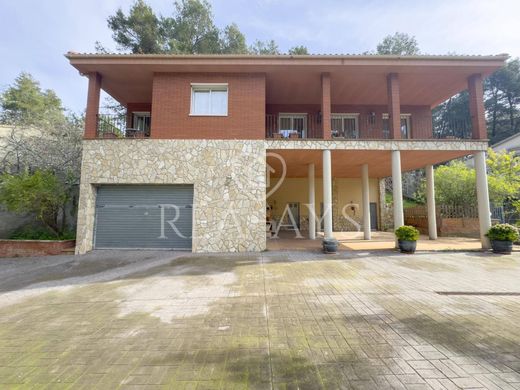Detached House in Vallirana, Province of Barcelona