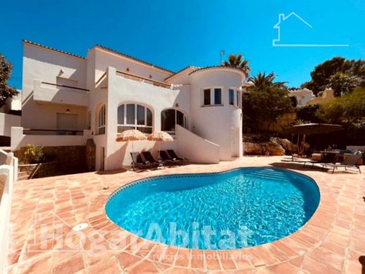 Detached House in Denia, Alicante