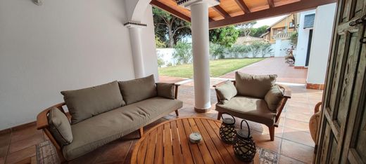 Detached House in Chiclana de la Frontera, Cadiz