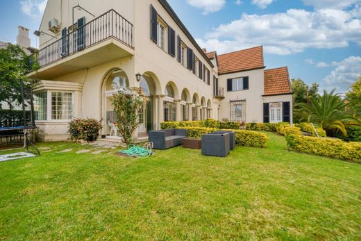 Detached House in Getxo, Biscay