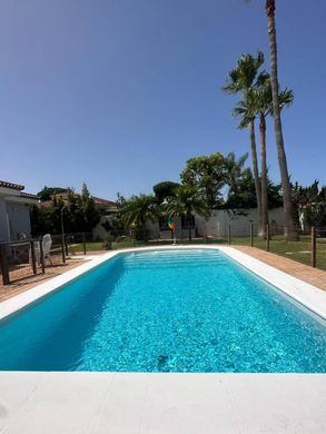 Villa a Chiclana de la Frontera, Cadice