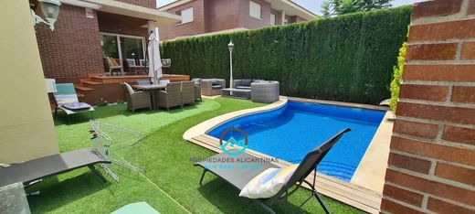 Mutxamel, アリカンテのマルチファミリーヴィラ