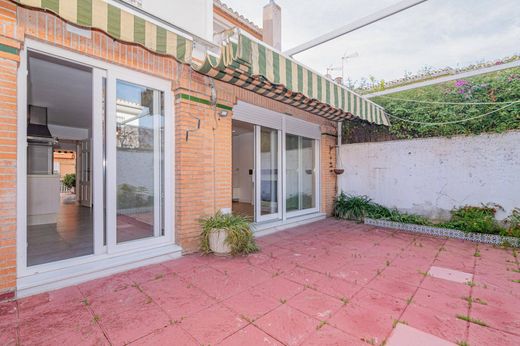 Luxus-Haus in Granada, Andalusien