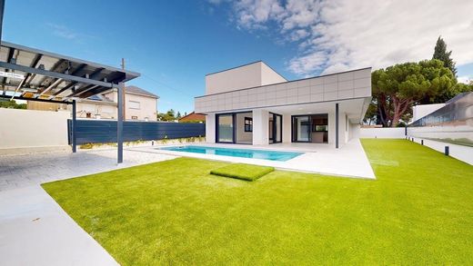 Cuarte de Huerva, サラゴサの一戸建て住宅