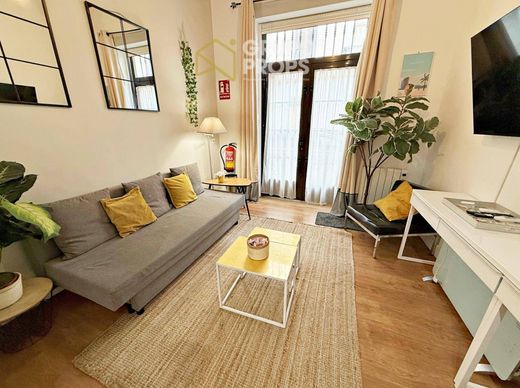 Apartment / Etagenwohnung in Madrid, Provinz Madrid