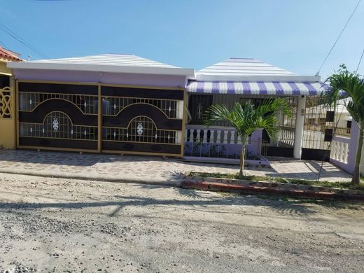 Luxe woning in Ciudad Trujillo, Santo Domingo De Guzmán