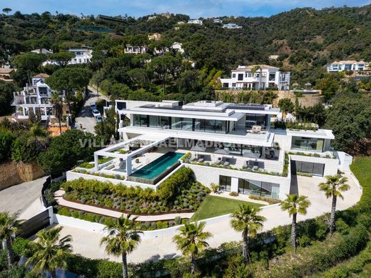 Villa in Benahavís, Malaga