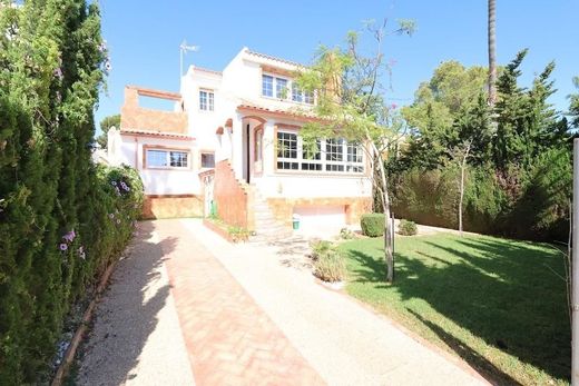 Villa in Playas de Orihuela, Provincia de Alicante