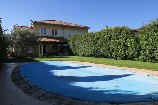 Chalet Pareado en Berrioplano, Provincia de Navarra