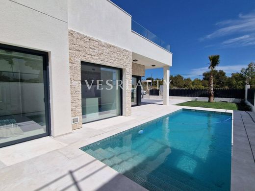 Villa in Finestrat, Alicante