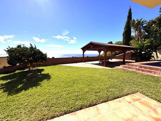 Villa in Benalmádena, Málaga