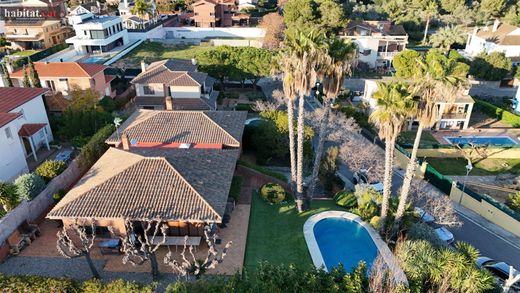 Casa de lujo en Vilanova i la Geltrú, Provincia de Barcelona