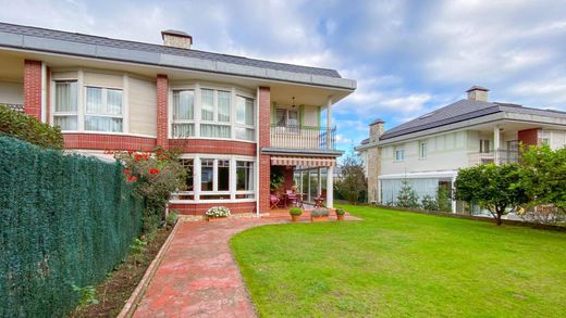 Casa de luxo - Santa Cruz de Bezana, Provincia de Cantabria