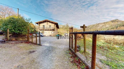 Luxus-Haus in Puente Viesgo, Provinz Cantabria