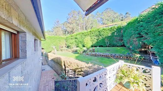 Detached House in O Grove, Pontevedra