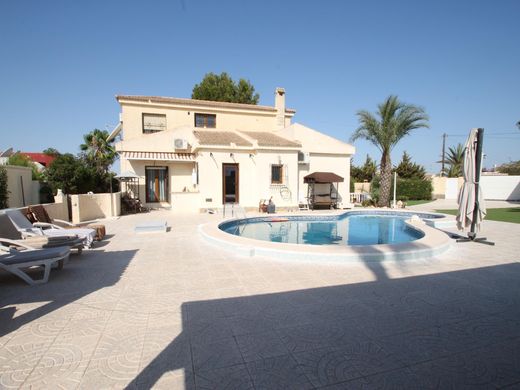 Torrevieja, アリカンテのヴィラ