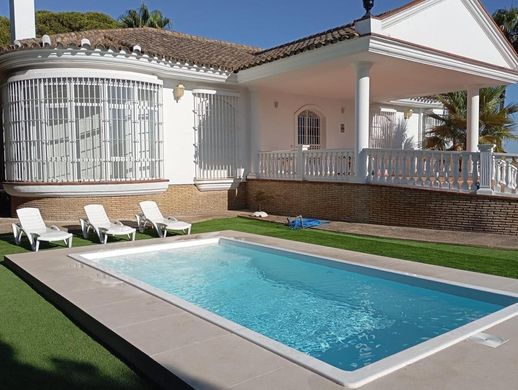 Einfamilienhaus in Chiclana de la Frontera, Cádiz