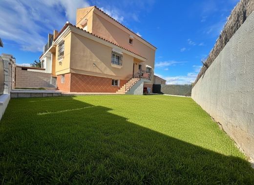 Συγκρότημα ανεξάρτητων κατοικιών σε Alhaurín de la Torre, Provincia de Málaga