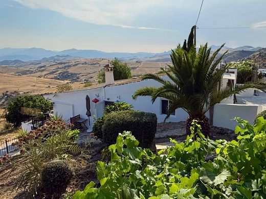 Villanueva de la Concepción, マラガのカントリー風またはファームハウス