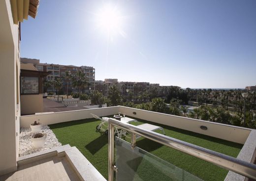 Vrijstaand huis in Almerimar, Almería