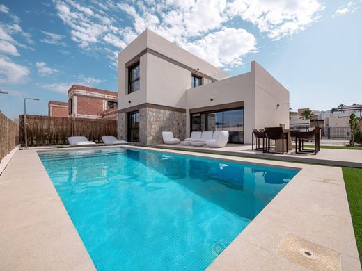 Villa in Algorfa, Alicante